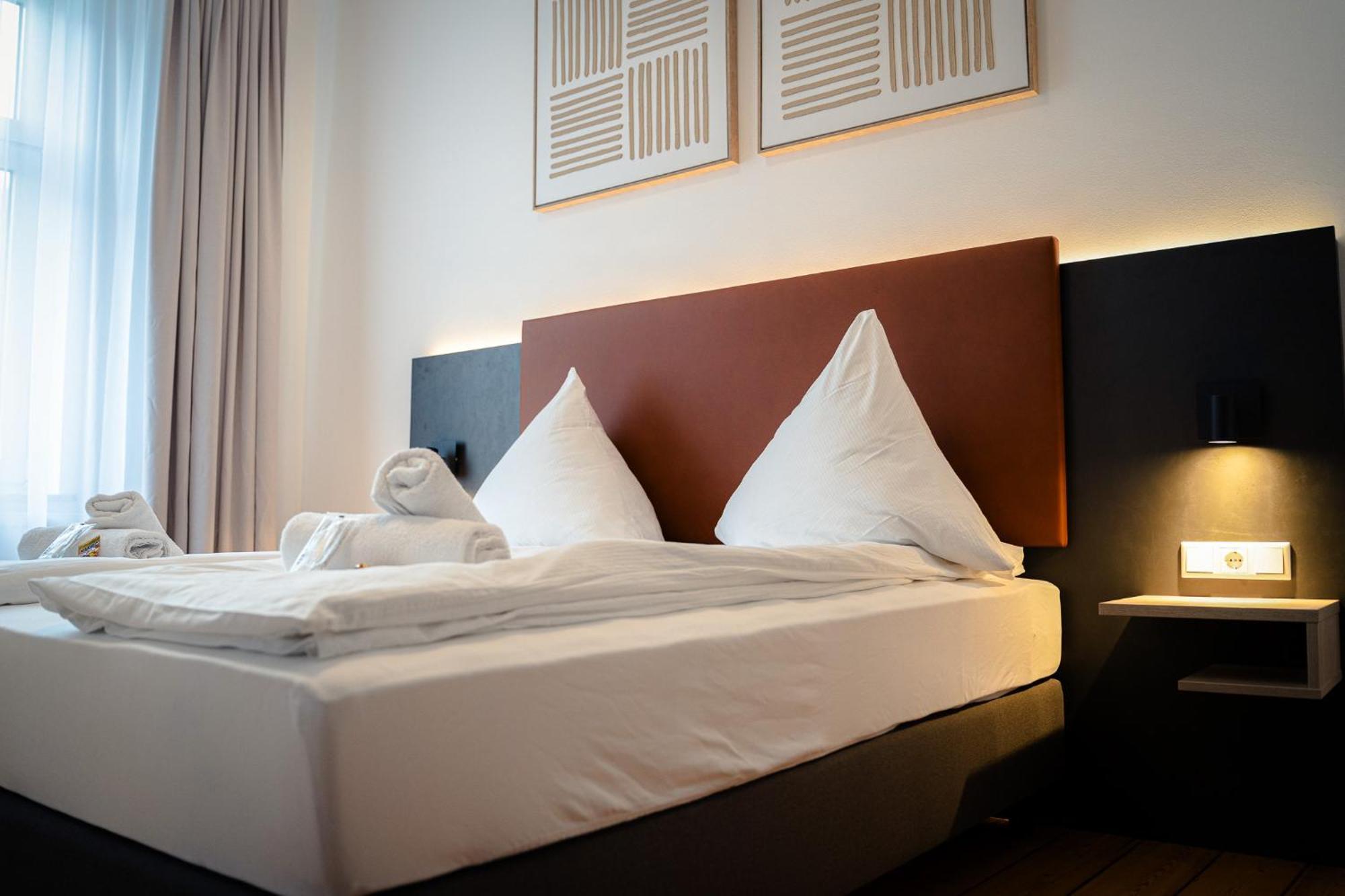 Moderne Apartments City Stadtnah -Junik Apartments ドゥイスブルグ エクステリア 写真