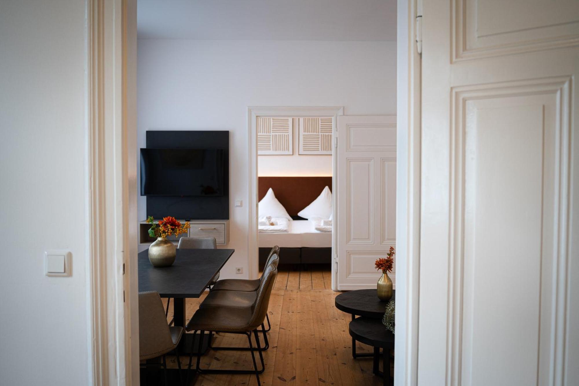 Moderne Apartments City Stadtnah -Junik Apartments ドゥイスブルグ エクステリア 写真