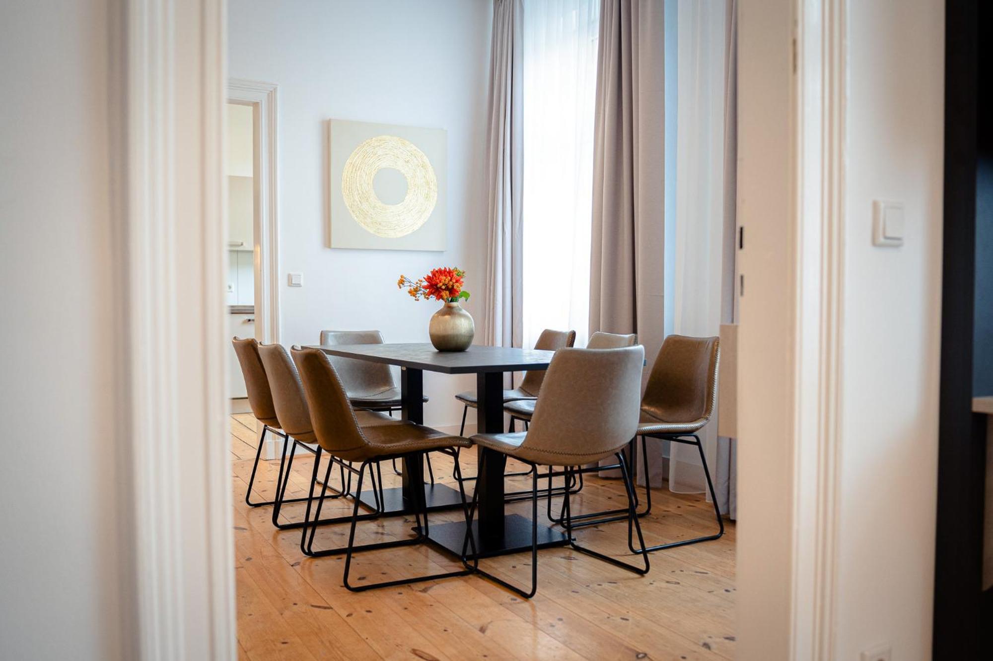 Moderne Apartments City Stadtnah -Junik Apartments ドゥイスブルグ エクステリア 写真