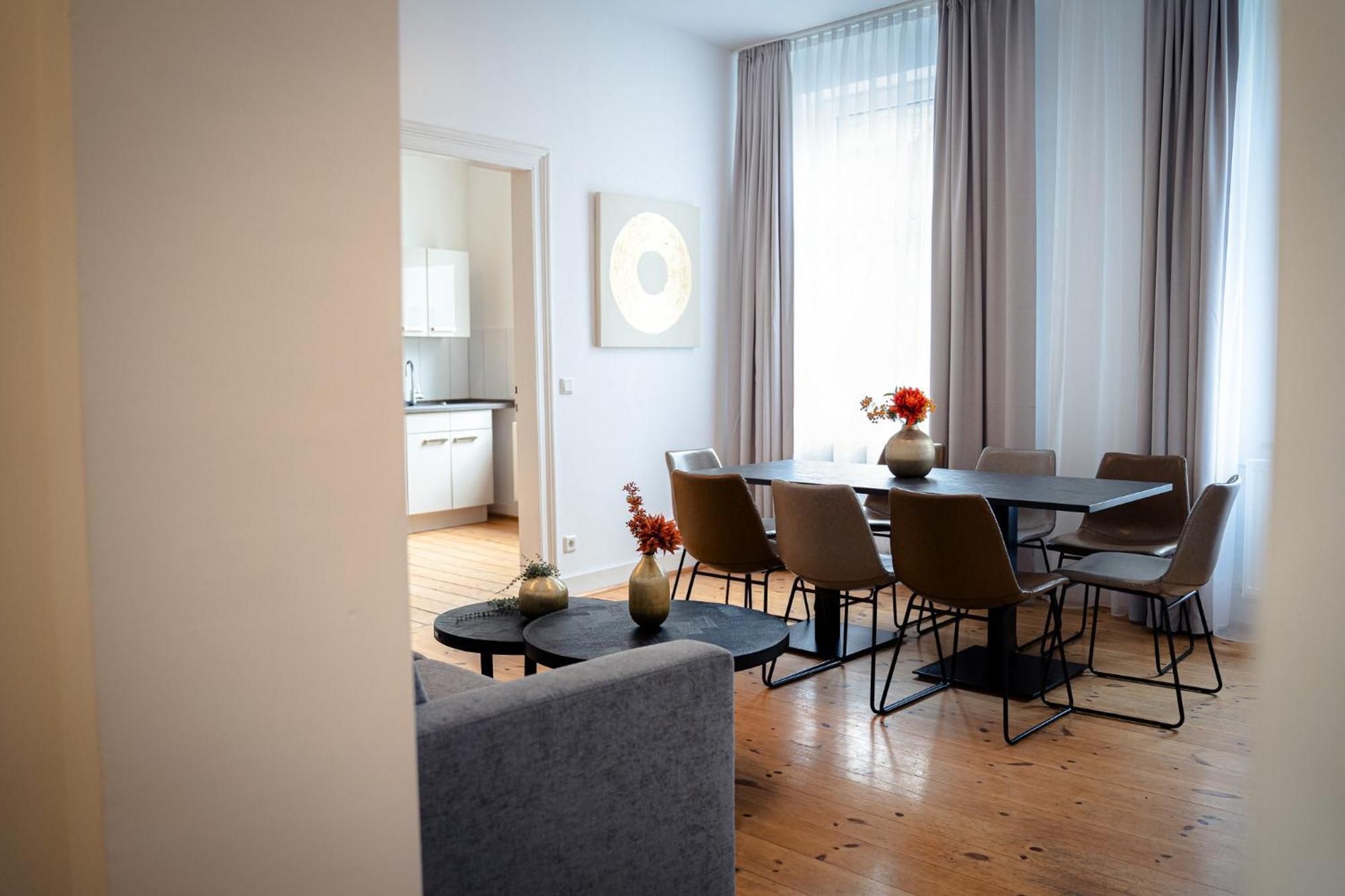 Moderne Apartments City Stadtnah -Junik Apartments ドゥイスブルグ エクステリア 写真