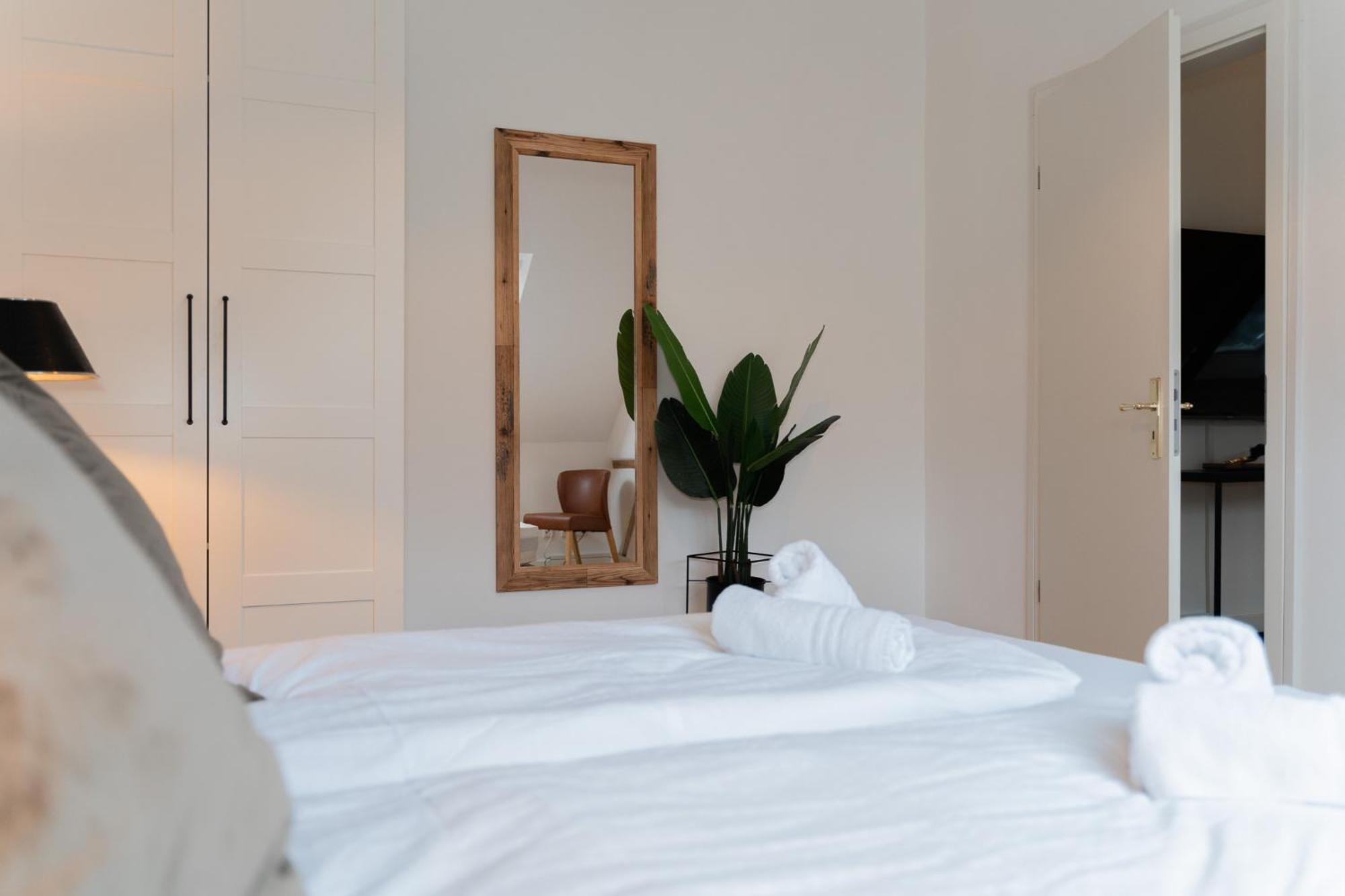Moderne Apartments City Stadtnah -Junik Apartments ドゥイスブルグ 部屋 写真