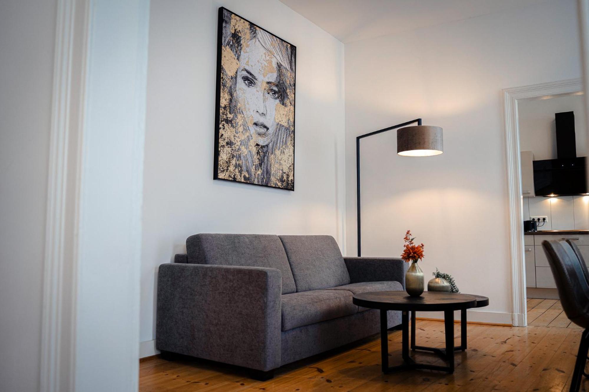 Moderne Apartments City Stadtnah -Junik Apartments ドゥイスブルグ エクステリア 写真