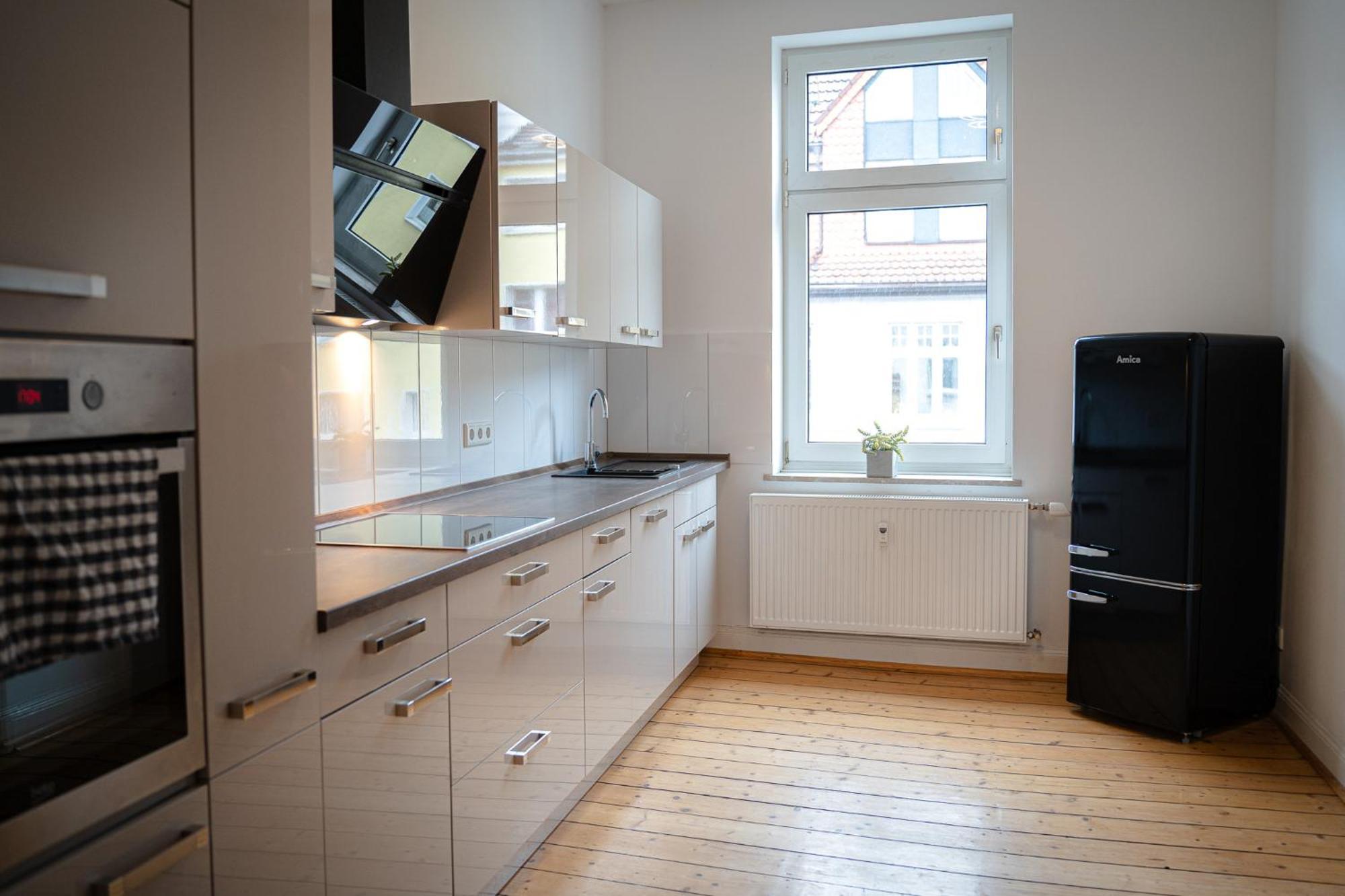 Moderne Apartments City Stadtnah -Junik Apartments ドゥイスブルグ エクステリア 写真